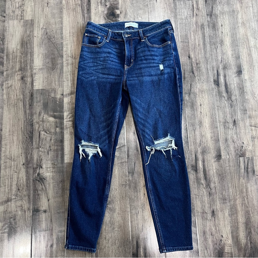 Abercrombie & Fitch the skinny high rise size 28 / 6